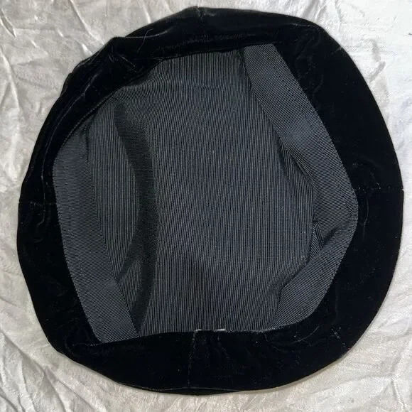 Vintage‎ 50s Black Velvet Beret - Picture 6 of 7